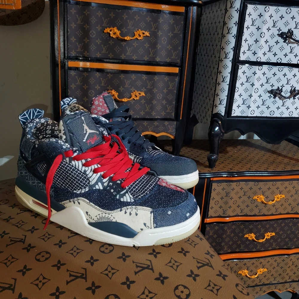 Jordan 4 SHASHIKO SIZE 12 - Picture 3 of 6